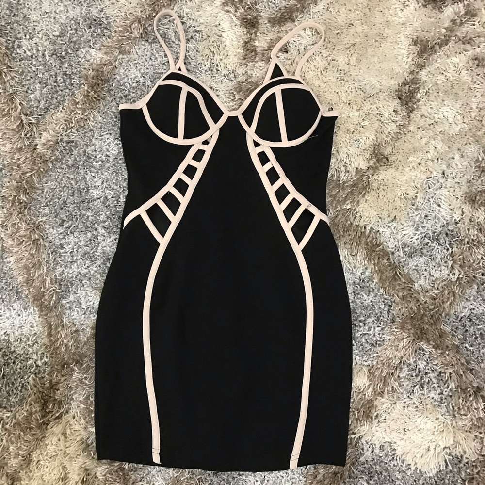 Black & Nude shirt dress